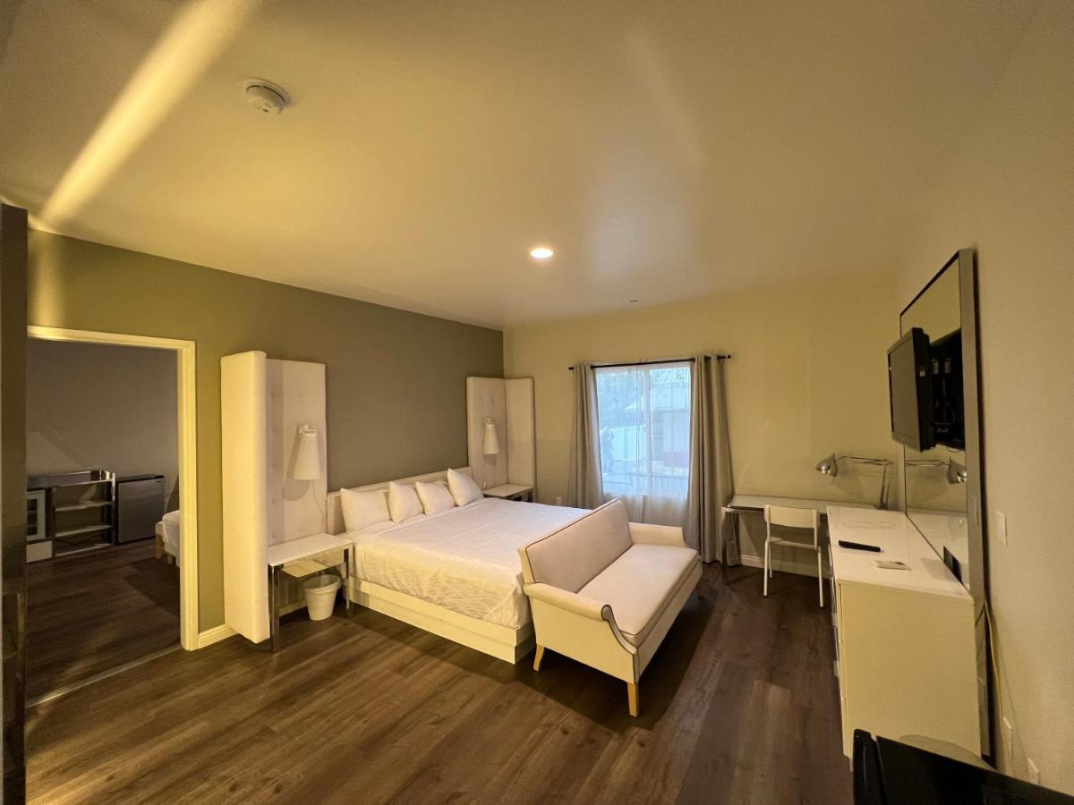 Aspire Inn & Suites Orange Zewnętrze zdjęcie